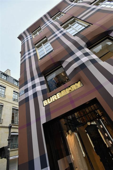 where to buy burberry in paris|burberry paris france.